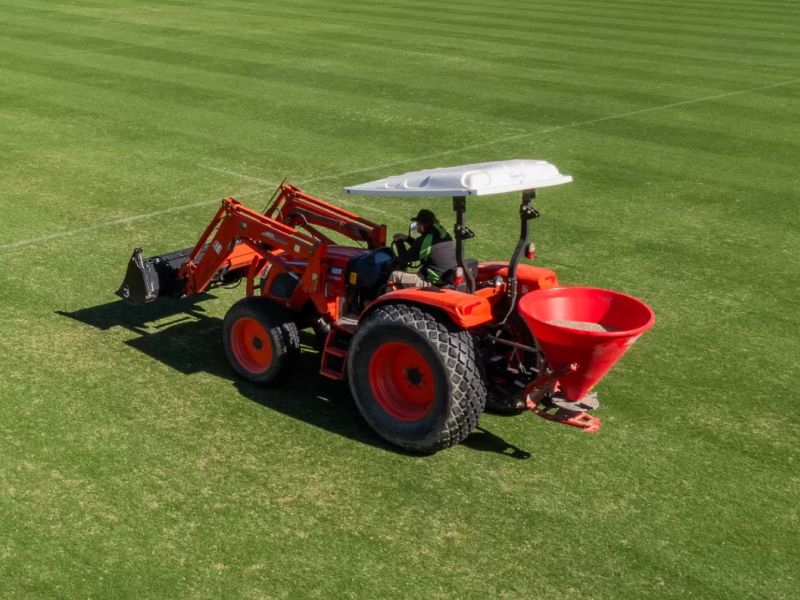 Grass Field Fertilising - Web